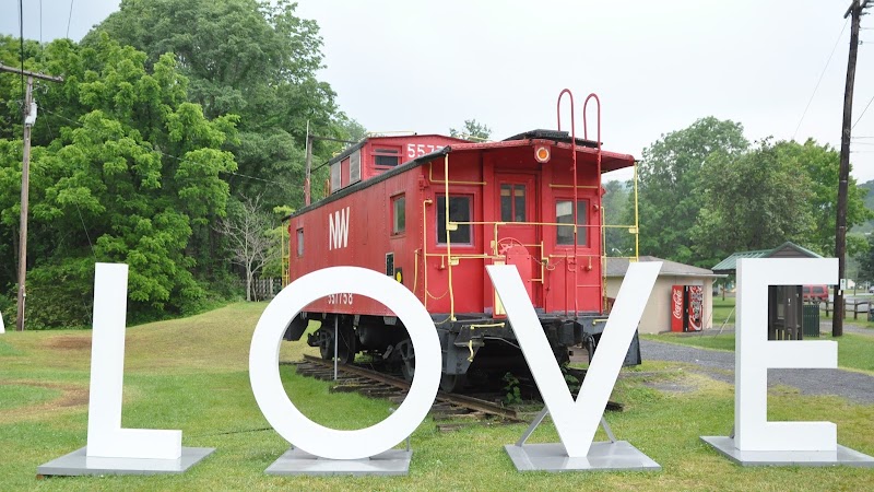 Adventure Damascus Bicycles & Sundog Outfitter - eBike shop in Damascus, VA