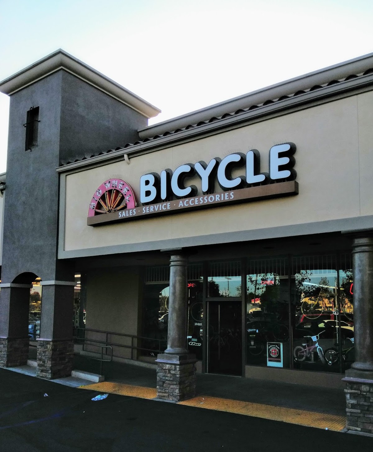Big Wheel Bicycles - eBike shop in Anaheim, CA