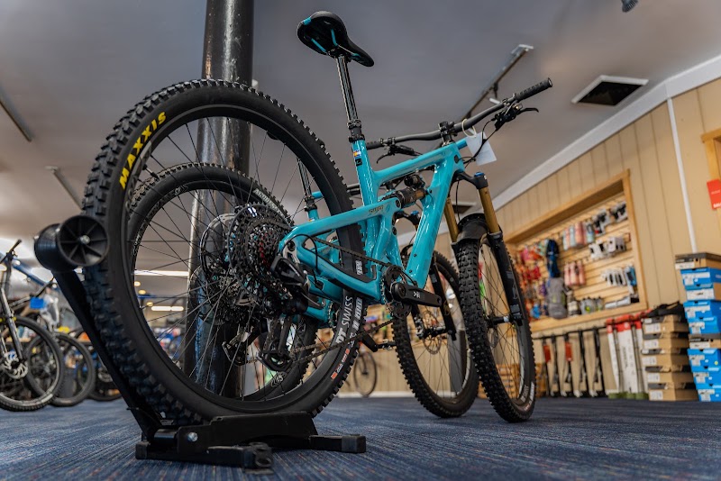 Central Wheel Bicycle Shop - eBike shop in Farmington, CT