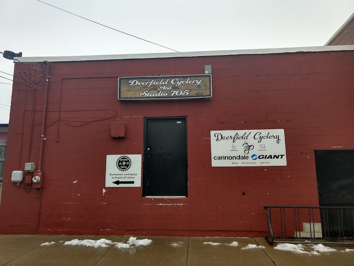 Deerfield Cyclery - eBike shop in Deerfield, IL