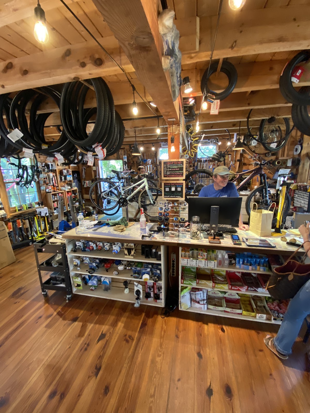 Edgartown Bicycles (Sales, Repairs & Rentals) - eBike shop in Edgartown, MA