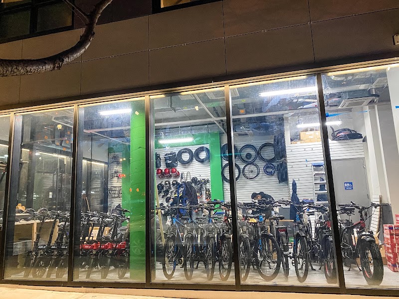 Fly E-Bike Grand St Brooklyn - eBike shop in Brooklyn, NY