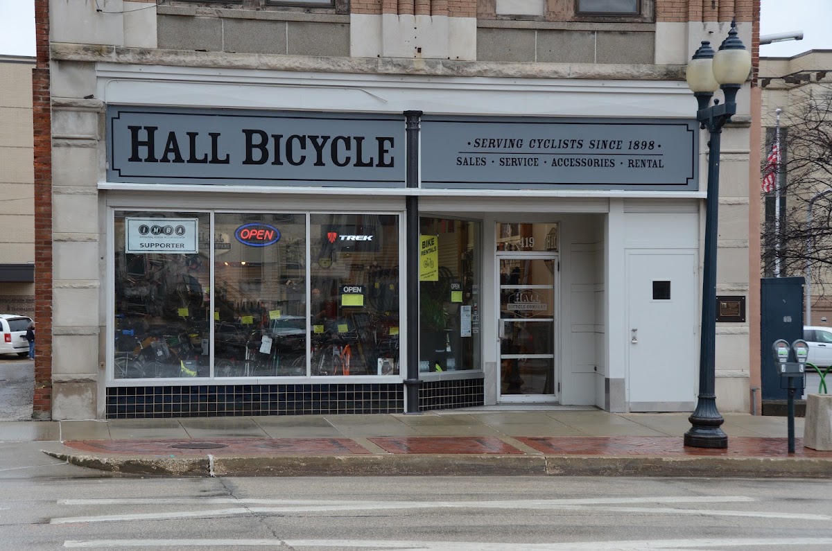 Hall Bicycle Company - Cedar Rapids - eBike shop in Cedar Rapids, IA