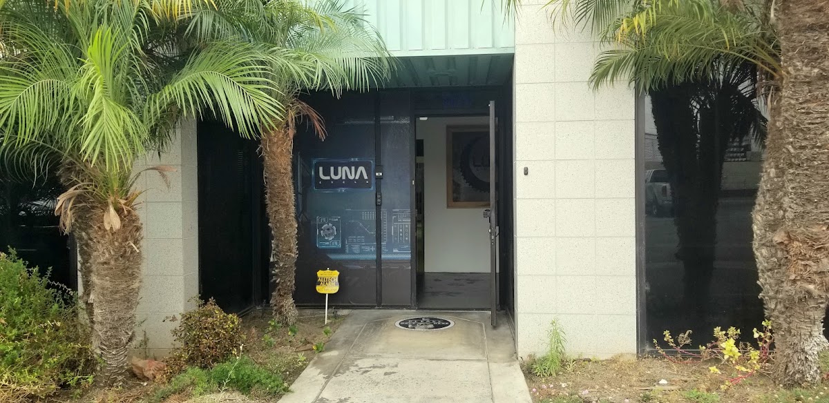 Luna Cycle - eBike shop in El Segundo, CA