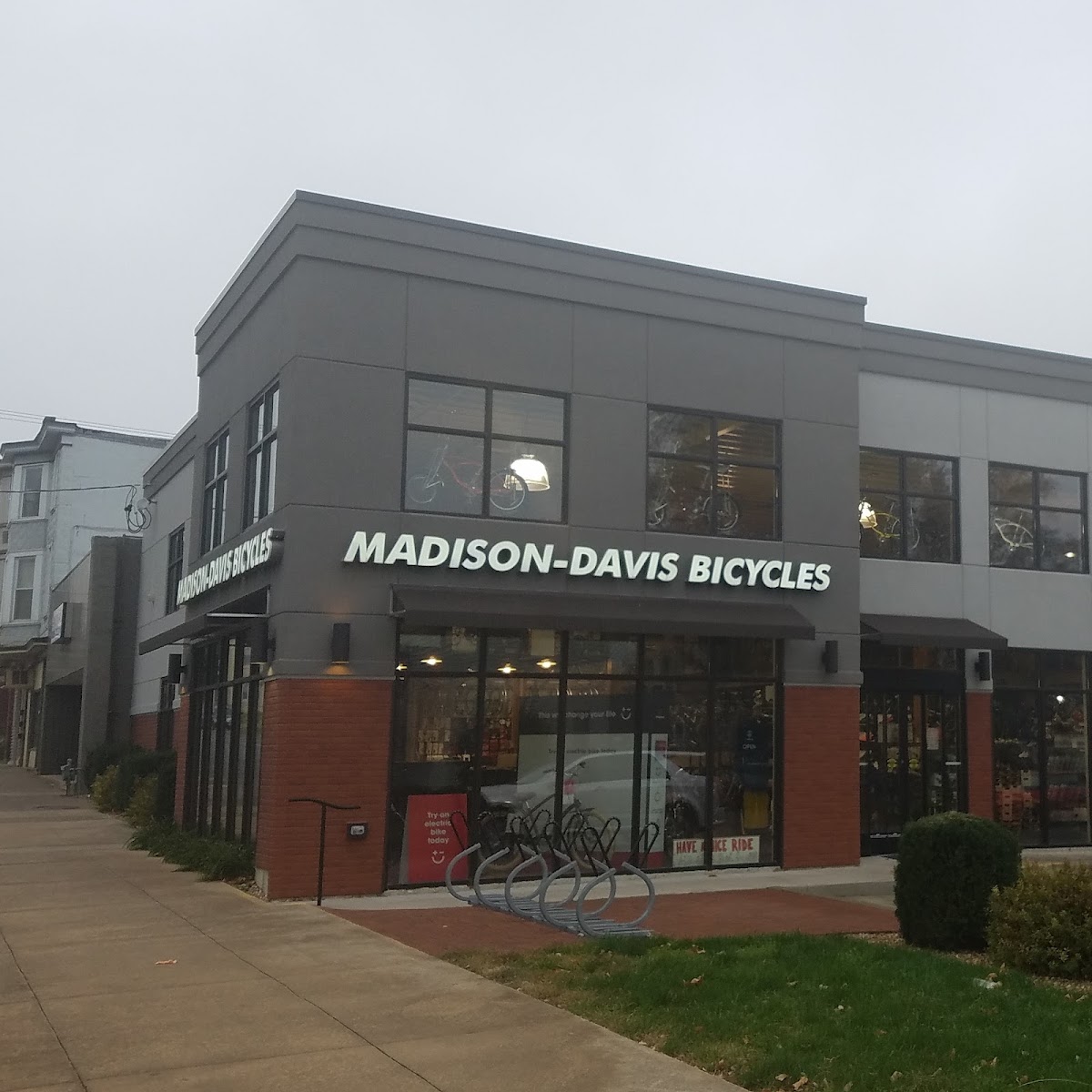 Madison & Davis Bicycle Shop - eBike shop in Quincy, IL