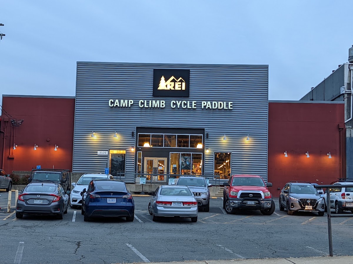 REI - eBike shop in Bailey's Crossroads, VA
