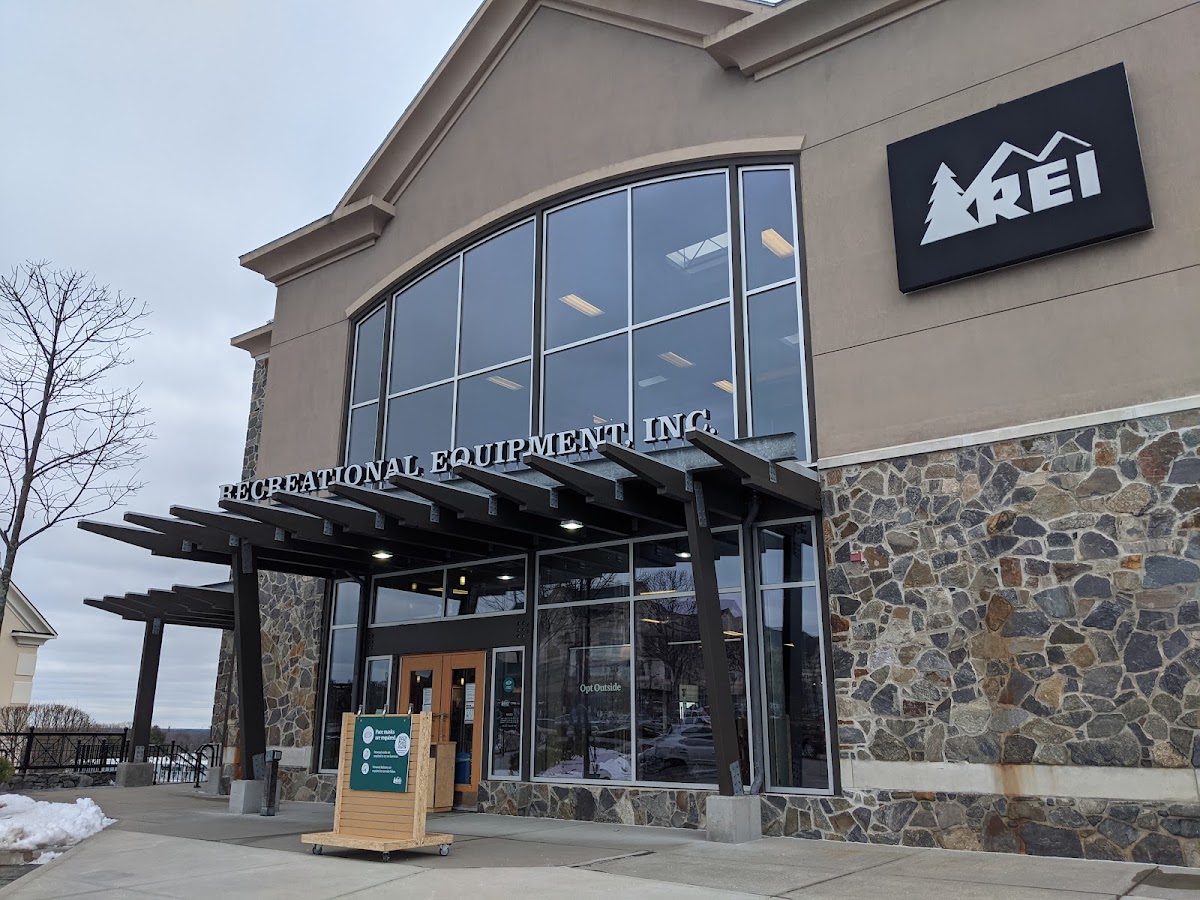 REI - eBike shop in Cranston, RI
