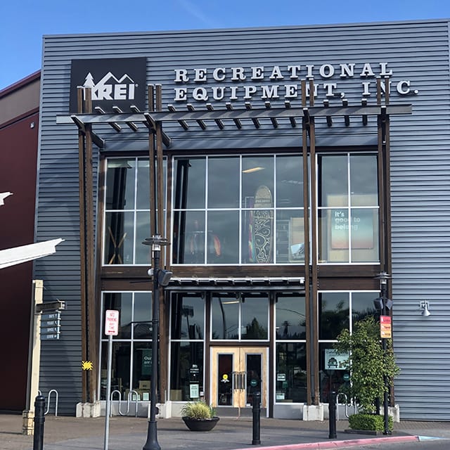 REI - eBike shop in Happy Valley, OR