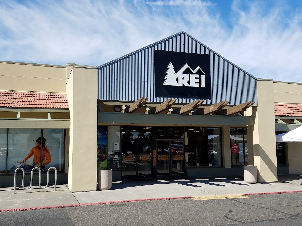 REI - eBike shop in Kennewick, WA