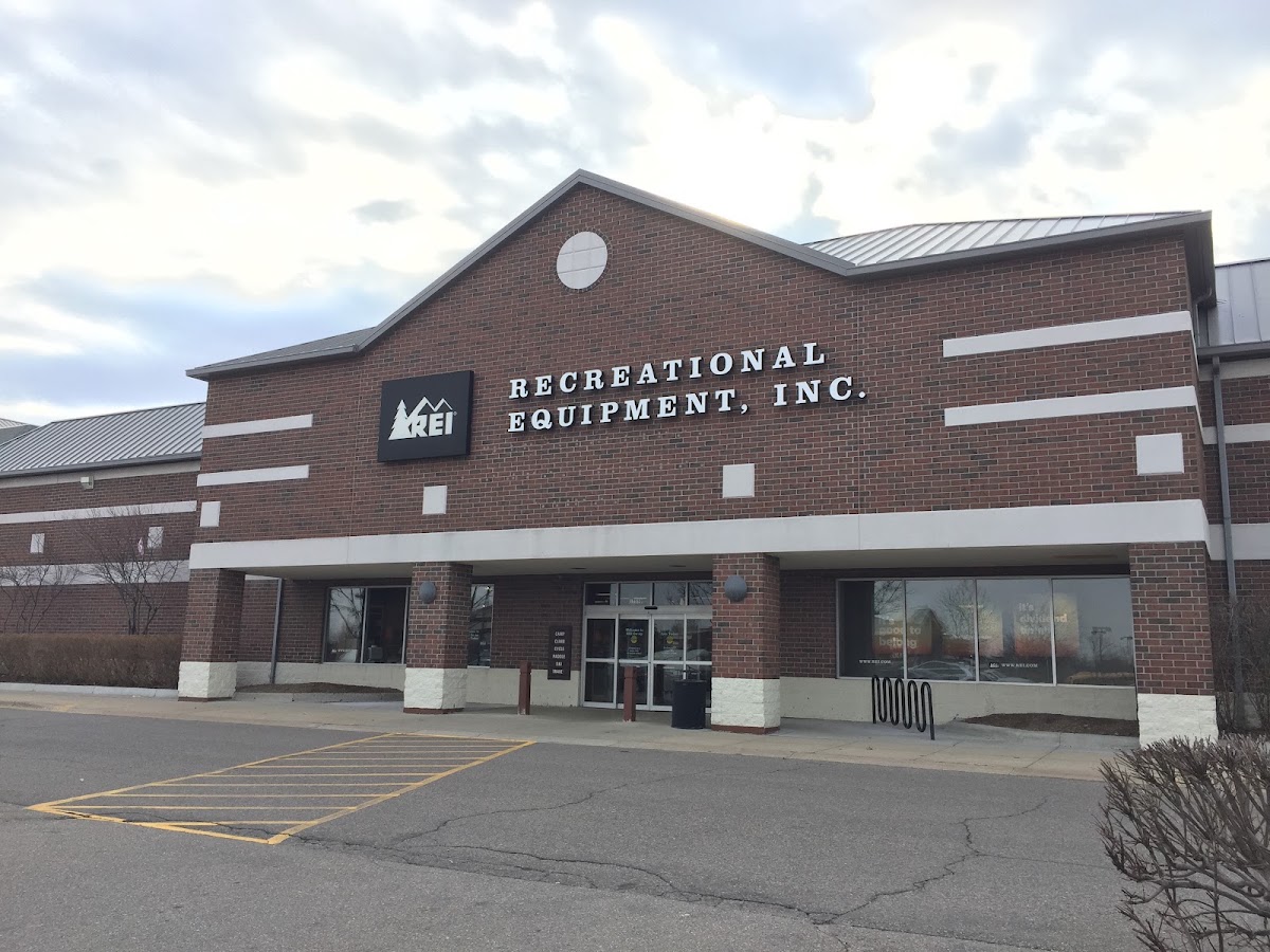 REI - eBike shop in Northville, MI