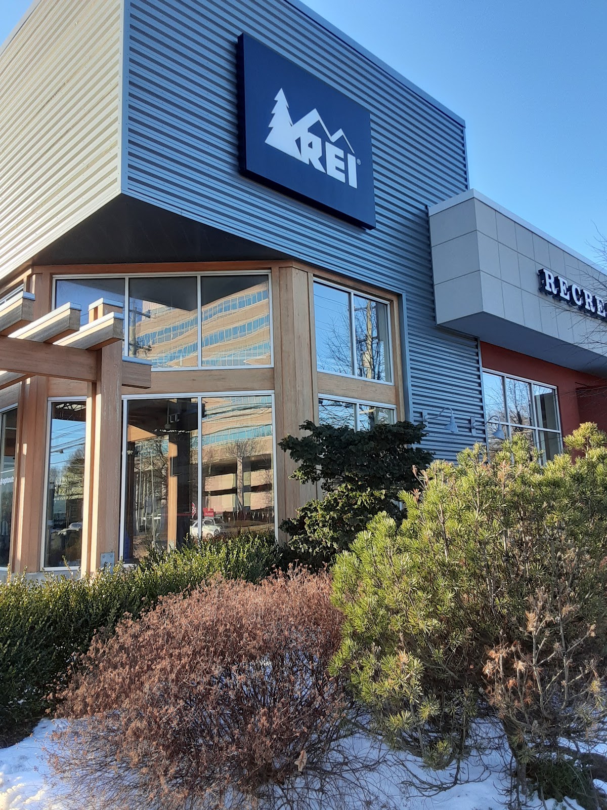 REI - eBike shop in Norwalk, CT