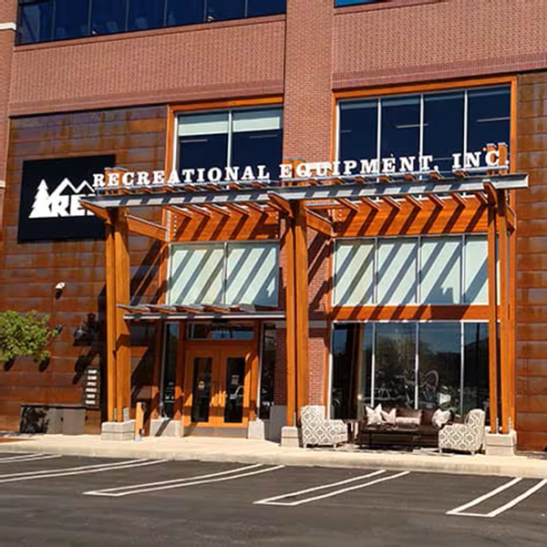 REI - eBike shop in Woodland Hills, CA