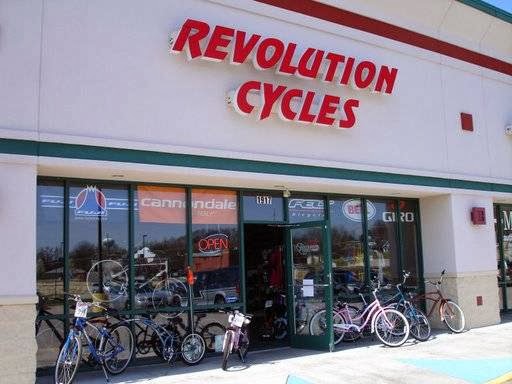 Revolution Cycles - eBike shop in Washington, MO