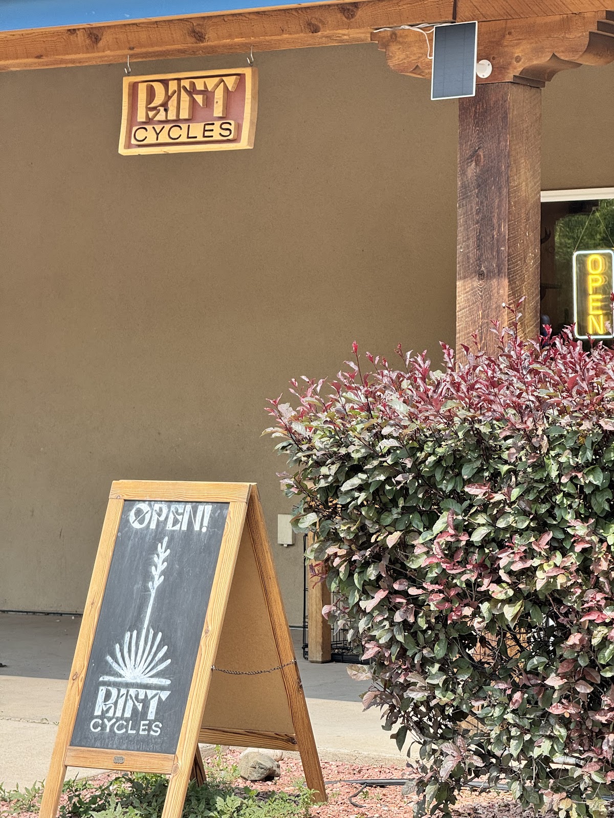 Rift Cycles - eBike shop in El Prado, NM