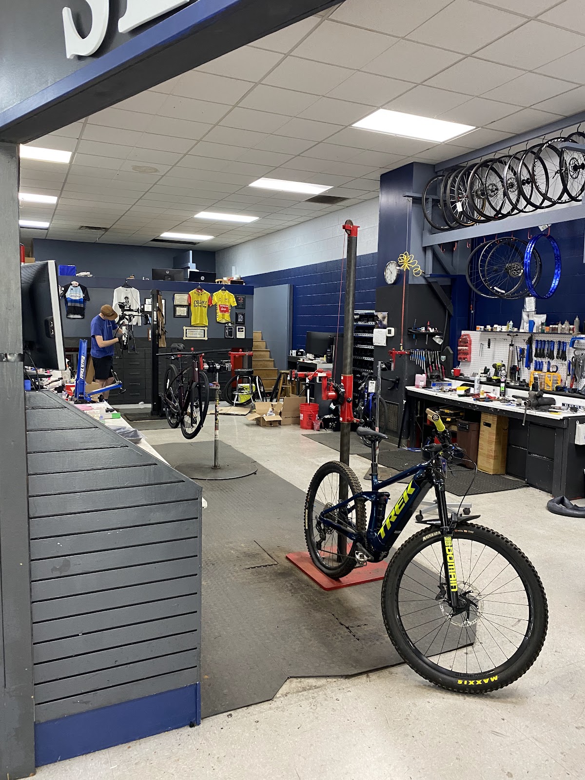 Scott's Cycle - eBike shop in Salem, OR