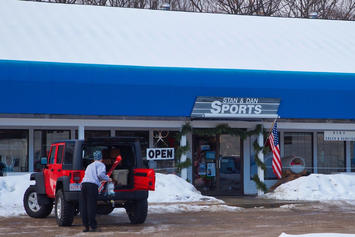 Stan & Dan Sports / Mountain Sports Lab - eBike shop in North Conway, NH