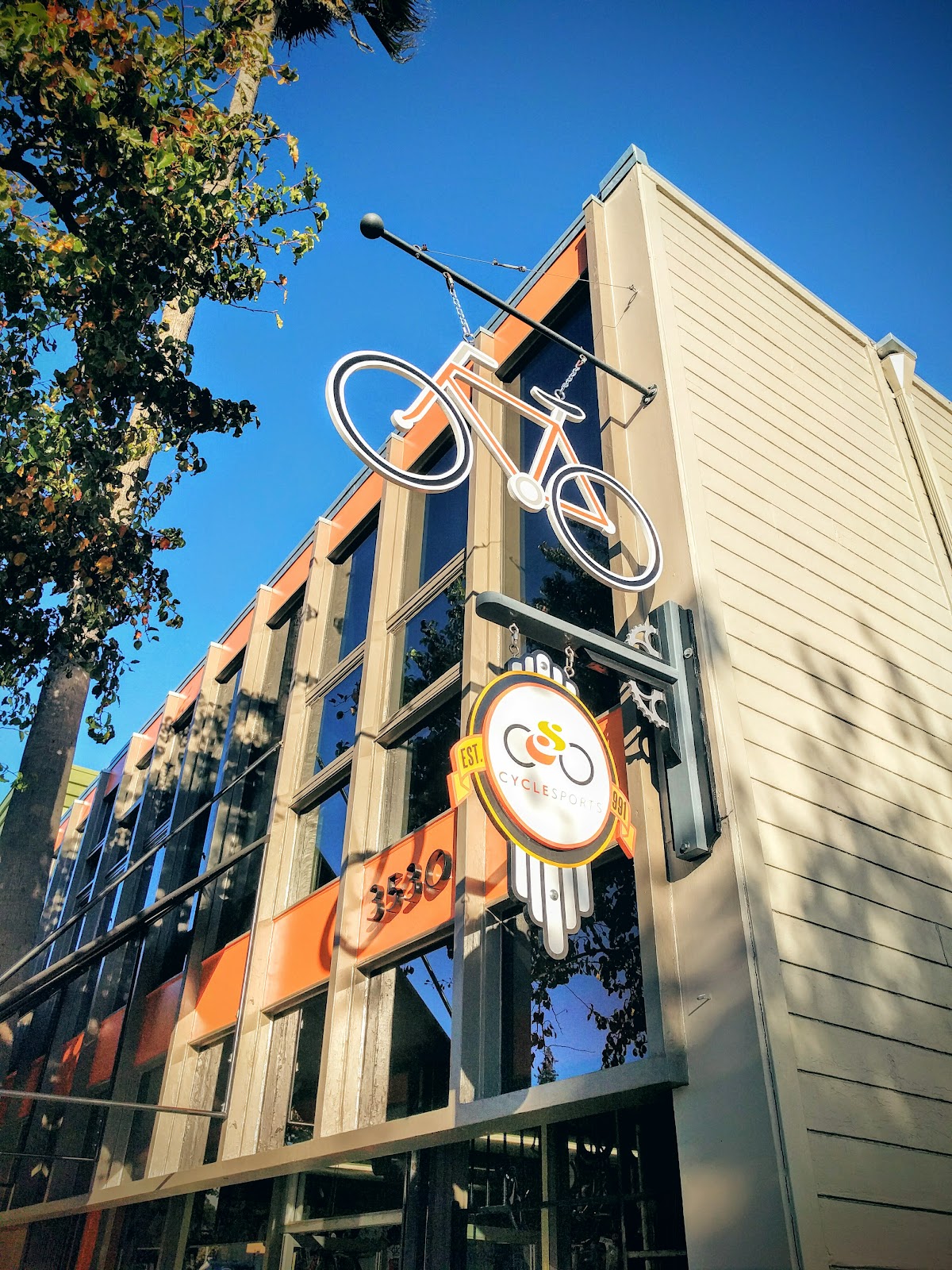 Trek Bicycle Oakland - eBike shop in Oakland, CA