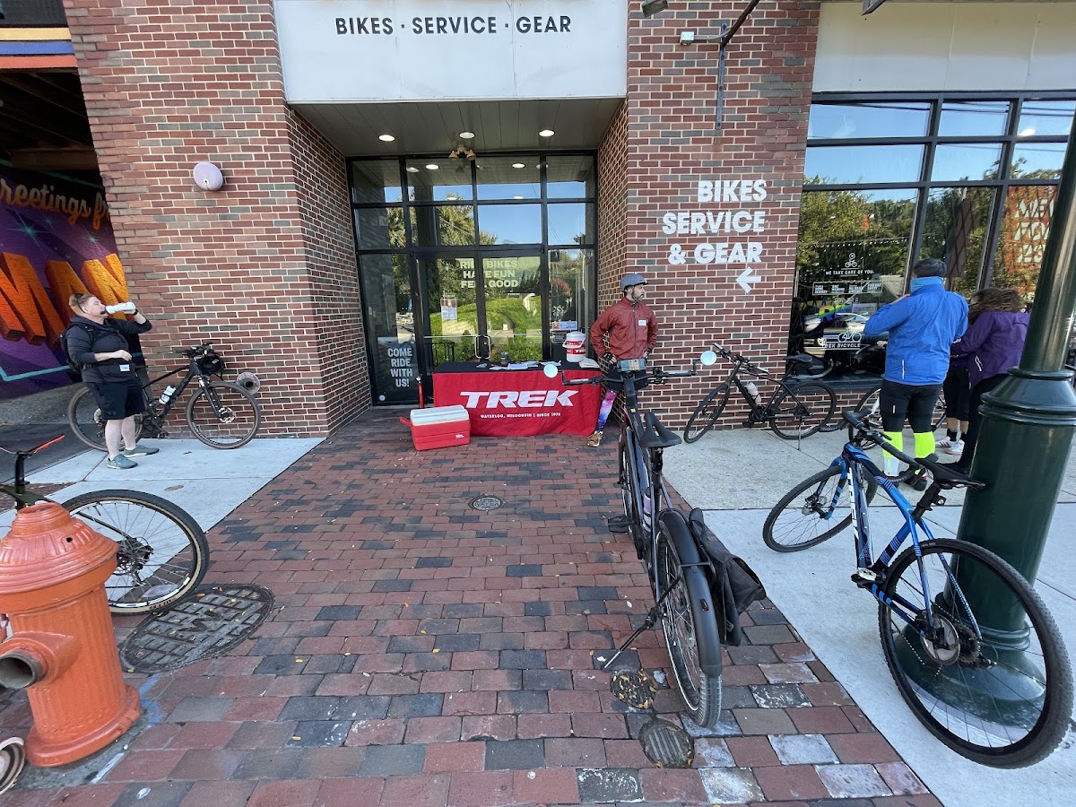 Trek Bicycle Philadelphia Manayunk - eBike shop in Philadelphia, PA