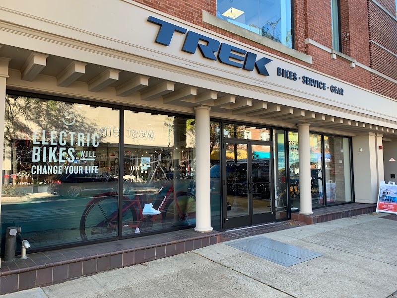 Trek Bicycle Summit - eBike shop in Summit, NJ