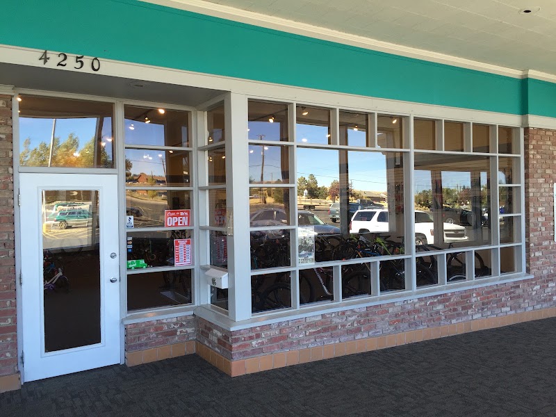 Zeelo's Cranks N Planks - eBike shop in Casper, WY